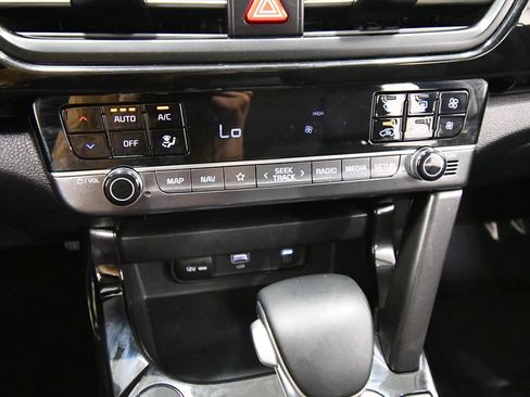 Certified 2025 Kia Seltos S AWD/4WD image 26