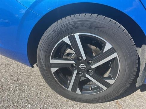Used 2024 Nissan Sentra SV FWD image 27