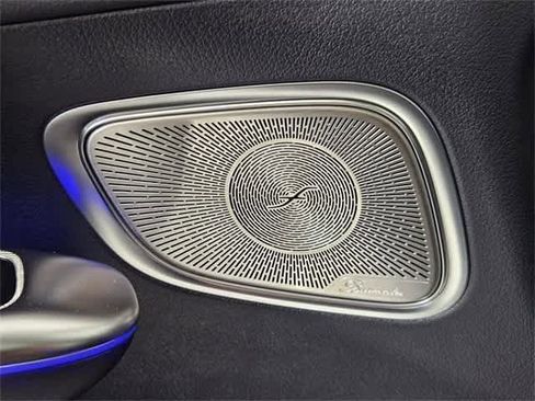 Certified 2025 Mercedes-Benz GLC 350e 4MATIC image 33