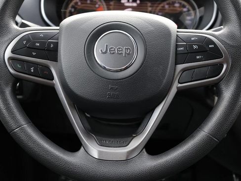 Used 2021 Jeep Cherokee Latitude image 17