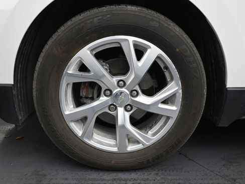 Used 2020 Chevrolet Equinox Premier image 9