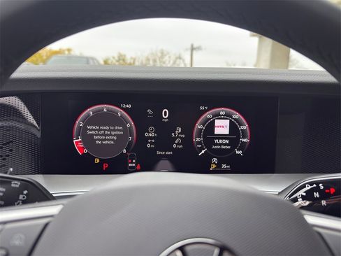 New 2026 Volkswagen Tiguan SE R-Line image 16