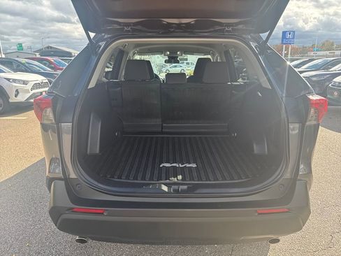 Used 2024 Toyota RAV4 LE image 7