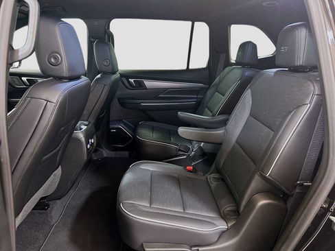 Used 2026 Buick Enclave Sport Touring FWD image 23