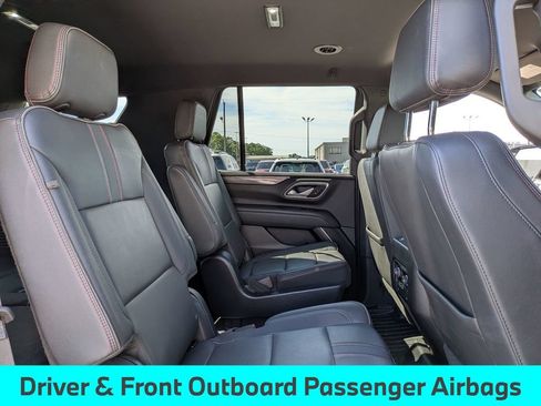Used 2022 Chevrolet Tahoe RST w/ Luxury Package RWD image 34