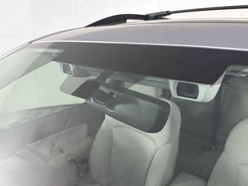 Used 2018 Subaru Forester 2.5i Premium AWD/4WD image 38
