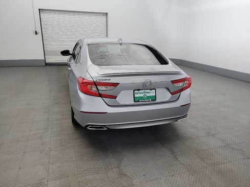 Used 2018 Honda Accord Sport image 6