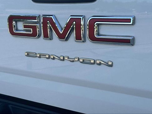 Used 2022 GMC Canyon Elevation w/ Trailering Package RWD image 12