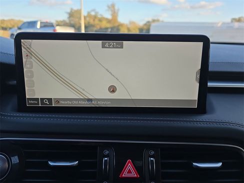 Used 2023 Genesis G70 2.0T image 21