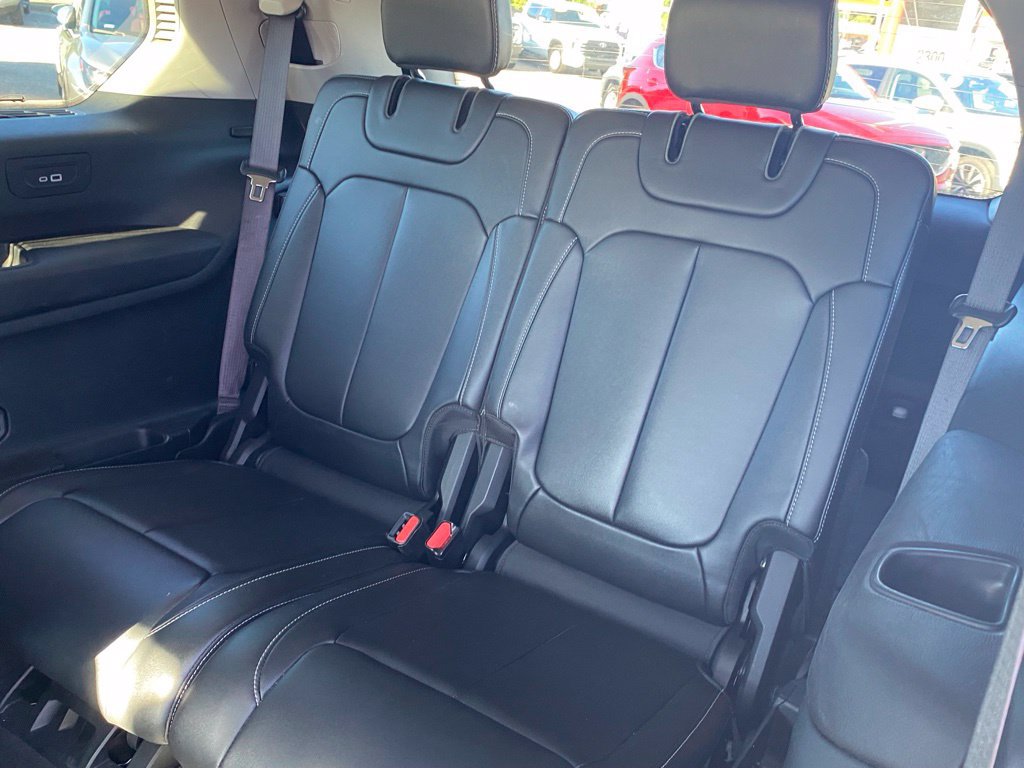Used 2021 Jeep Grand Cherokee L Limited AWD/4WD image 7