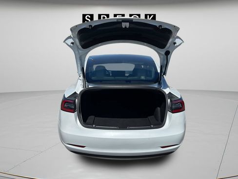 Used 2021 Tesla Model 3 Standard Range Plus RWD image 9