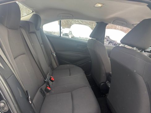 Used 2024 Toyota Corolla LE image 32