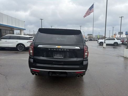 Used 2023 Chevrolet Suburban High Country image 4