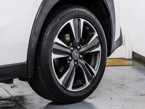 Used 2019 Lexus UX 200 w/ Premium Package FWD image 73