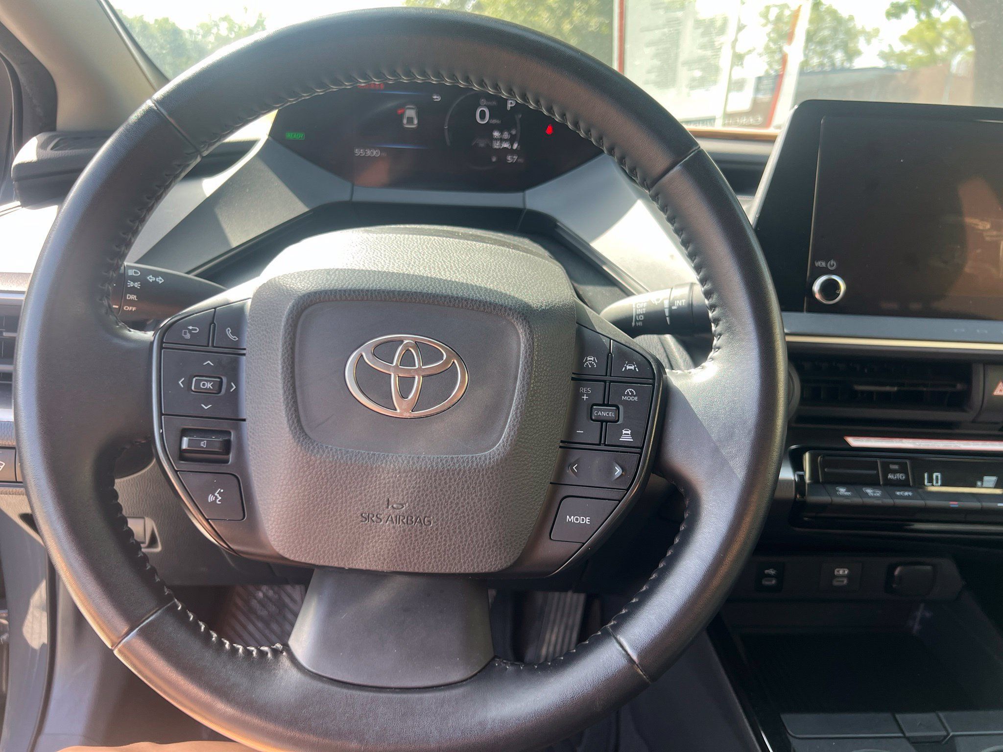 Used 2023 Toyota Prius LE FWD image 15