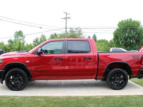 New 2026 RAM 1500 Laramie AWD/4WD image 16