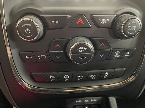 Used 2018 Dodge Durango GT AWD/4WD image 36
