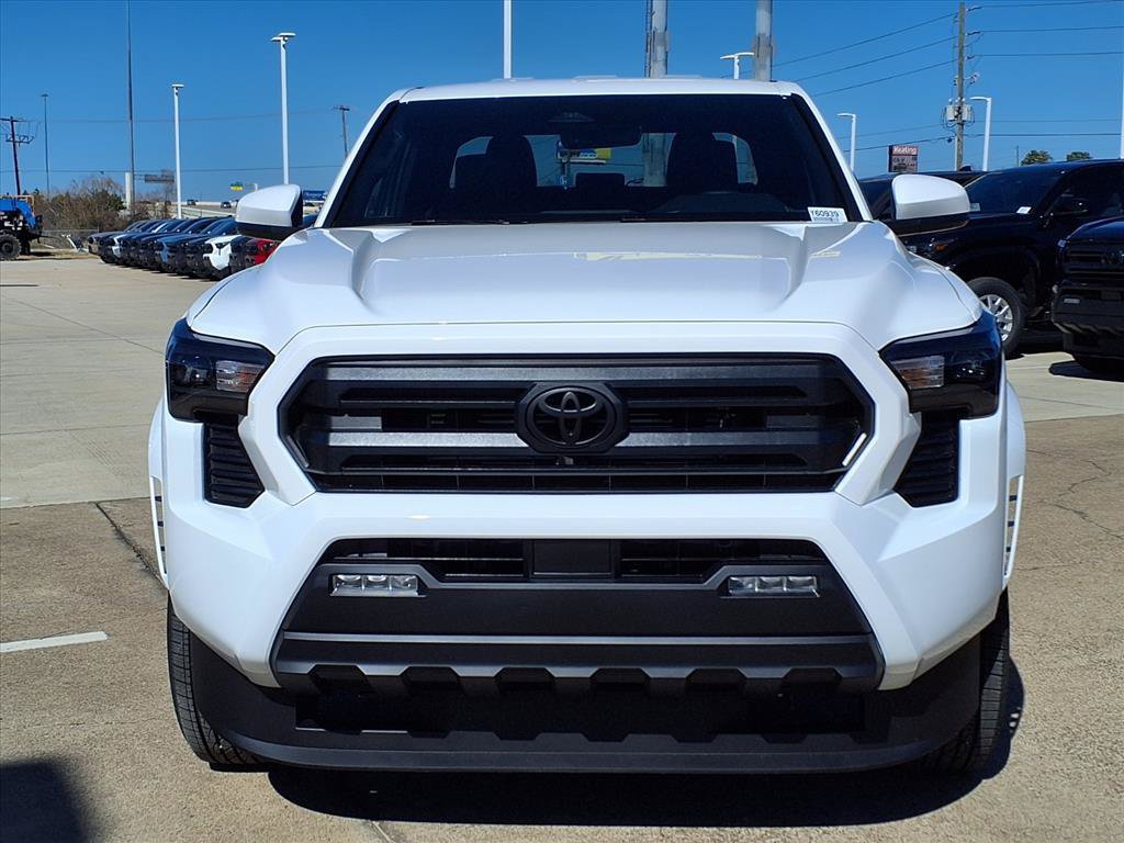 Certified 2026 Toyota Tacoma SR5 AWD/4WD image 4