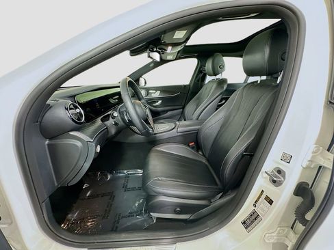 Used 2021 Mercedes-Benz E 350 Sedan image 5
