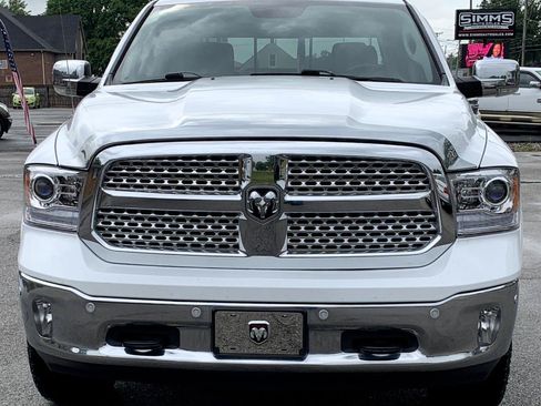 Used 2015 RAM 1500 Laramie w/ Convenience Group AWD/4WD image 8