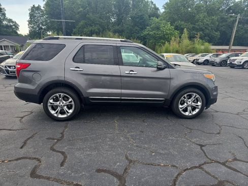 Used 2014 Ford Explorer Limited w/ Equipment Group 302A AWD/4WD image 4