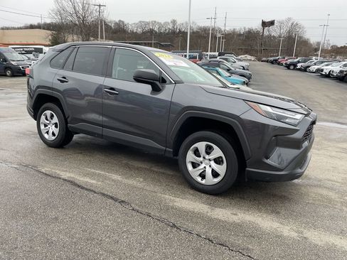 Used 2024 Toyota RAV4 LE image 6