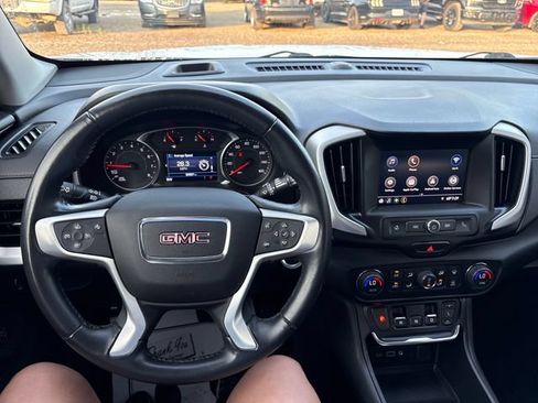 Used 2021 GMC Terrain SLE w/ Driver Convenience Package AWD/4WD image 10