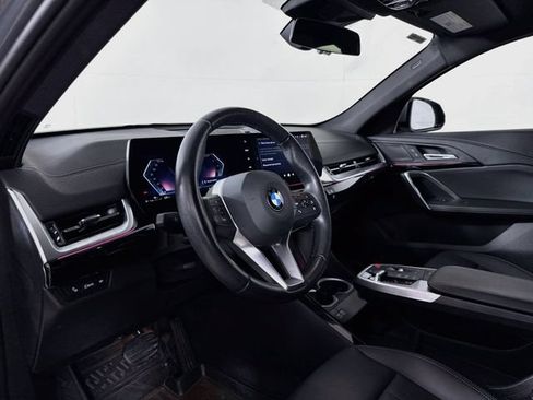 Used 2024 BMW X2 xDrive28i AWD/4WD image 9