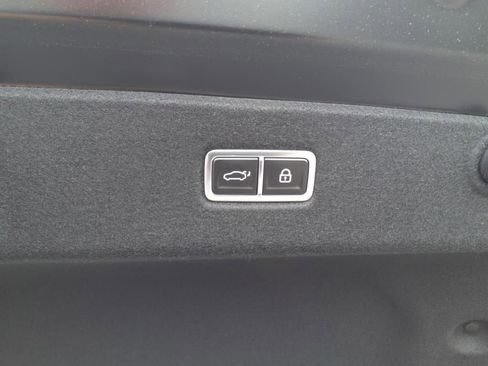 New 2025 Hyundai Ioniq 6 SE AWD/4WD image 7