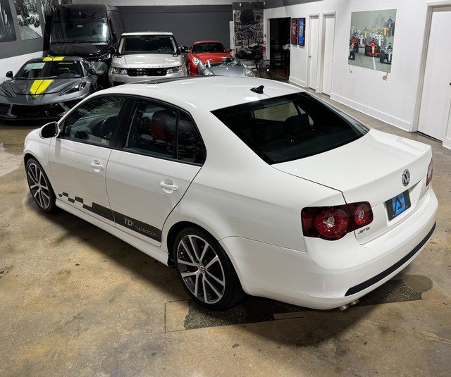 Used 2010 Volkswagen Jetta TDI Cup FWD image 4