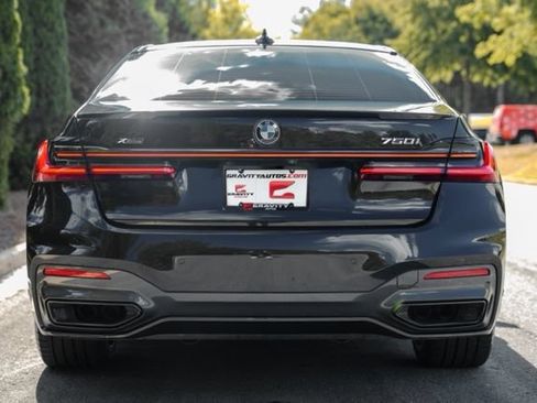 Used 2021 BMW 750i xDrive w/ Luxury Rear Seating Package AWD/4WD image 13