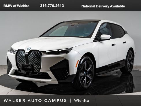 Certified 2025 BMW iX xDrive50 w/ Premium Package AWD/4WD image 1