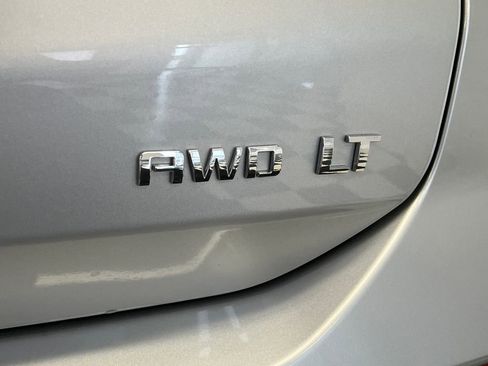 Used 2021 Chevrolet Equinox LT AWD/4WD image 13