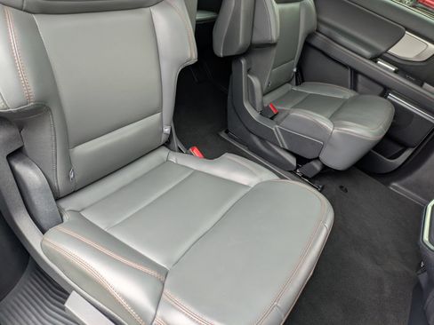 Certified 2025 Ford Expedition Active AWD/4WD image 36