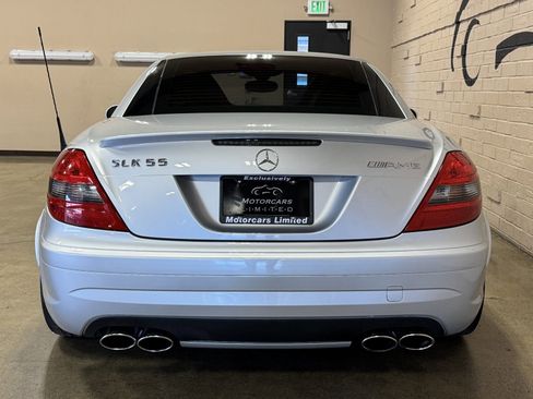 Used 2005 Mercedes-Benz SLK 55 AMG image 7