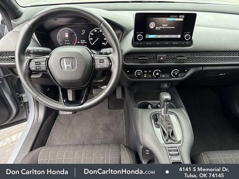 Used 2024 Honda HR-V Sport image 17