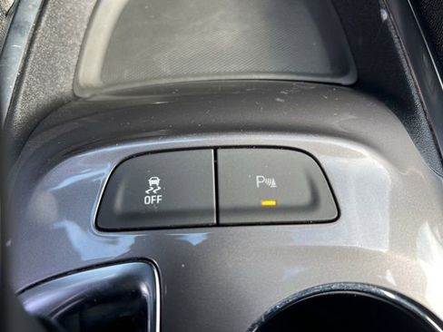 Used 2024 Chevrolet Malibu LT image 22