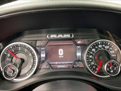 Used 2022 RAM 1500 Laramie w/ Sport Appearance Package AWD/4WD image 24