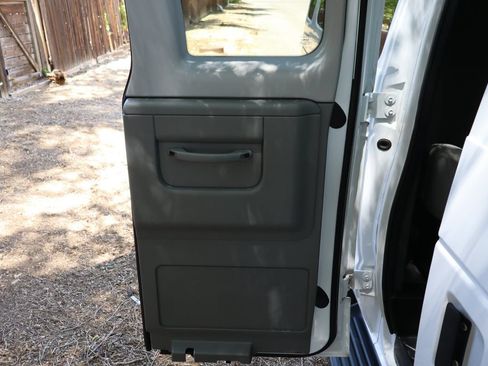 Used 2012 Ford E-350 and Econoline 350 XLT RWD image 25