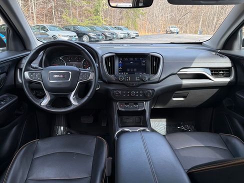 Used 2023 GMC Terrain AT4 image 15