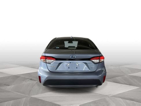 Used 2025 Toyota Corolla LE FWD image 7