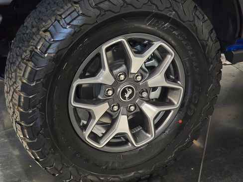 New 2025 Ford Bronco Badlands image 13