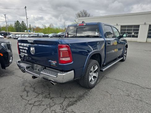 Used 2019 RAM 1500 Laramie AWD/4WD image 3