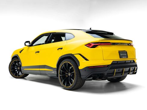 Used 2024 Lamborghini Urus S AWD/4WD image 50