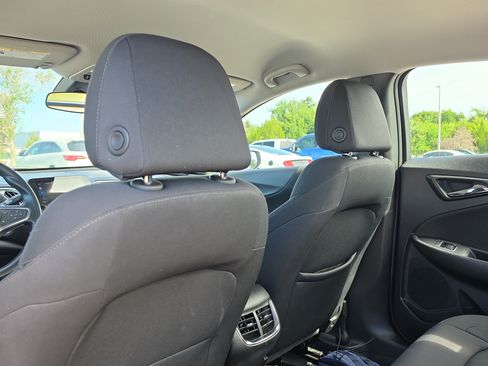 Used 2024 Chevrolet Malibu LT FWD image 11