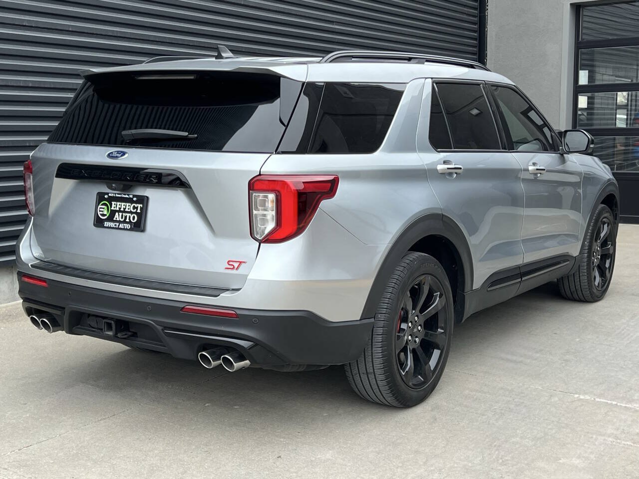 Used 2023 Ford Explorer ST w/ Equipment Group 401A AWD/4WD image 10