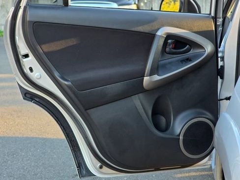 Used 2008 Toyota RAV4 Sport image 29