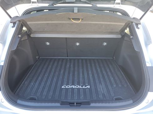 Used 2024 Toyota Corolla SE image 8