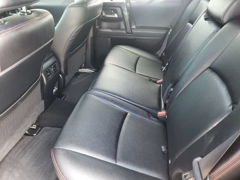 Used 2022 Toyota 4Runner TRD Off-Road Premium w/ Moonroof Package AWD/4WD image 22