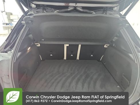 Used 2025 Mercedes-Benz GLA 250 4MATIC image 30